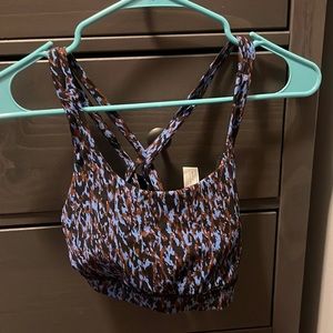 Lulu lemon energy bra size 6